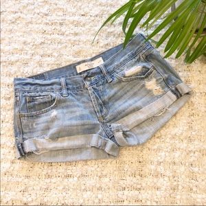 Abercrombie Distressed Light Wash Shorts Size 4
